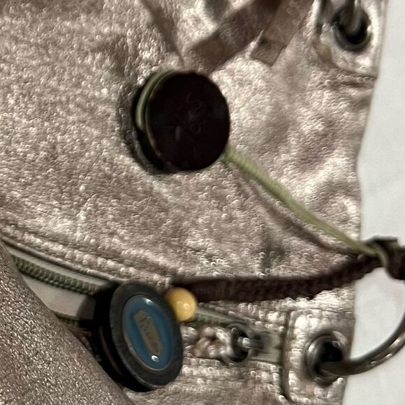 The Sak Platinum gold adjustable fold over crossbody bag - Picture 2 of 16